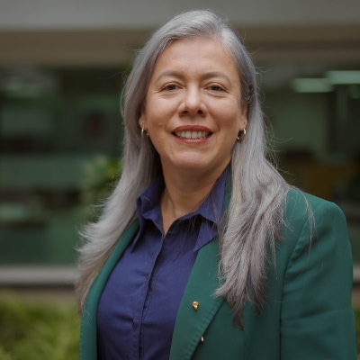 Fotografía de la persona a cargo del Área Gestión Administrativa