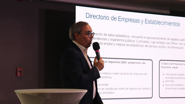 Diego Omar Aboal, Director del Instituto Nacional de Estadística de Uruguay Fotografía de Diego Omar Aboal, Director del Instituto Nacional de Estadística de Uruguay