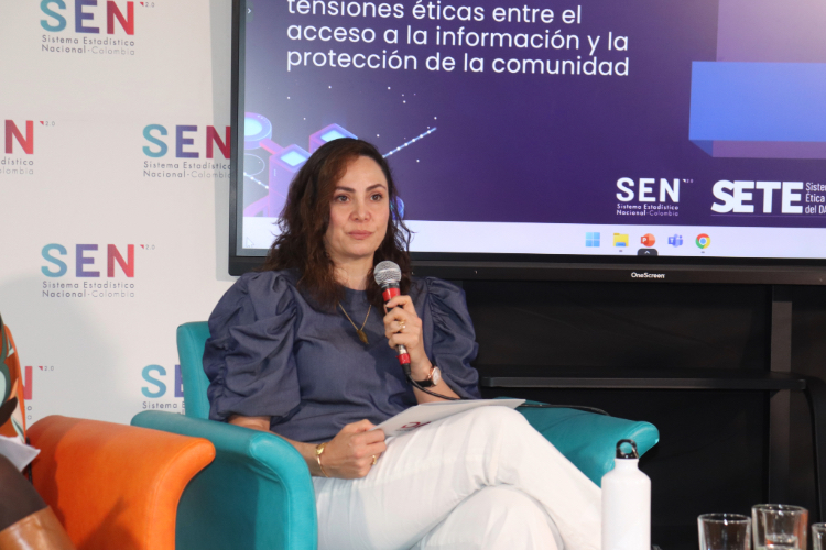Con IA el DANE identifica y estima áreas cultivadas en arroz, papa, piña y maíz Directora DANE en panel de reúso de datos